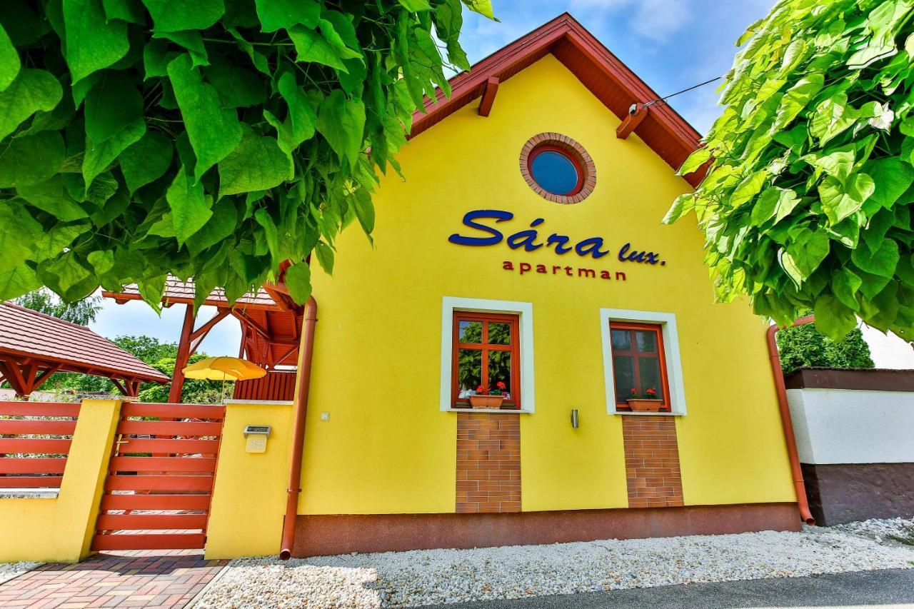 Sara-Lux Apartman Nyarliget Zewnętrze zdjęcie